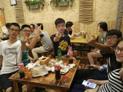 祥云烧烤加盟,学烧烤技术,开烧烤店多少钱疯狂烤翅加盟